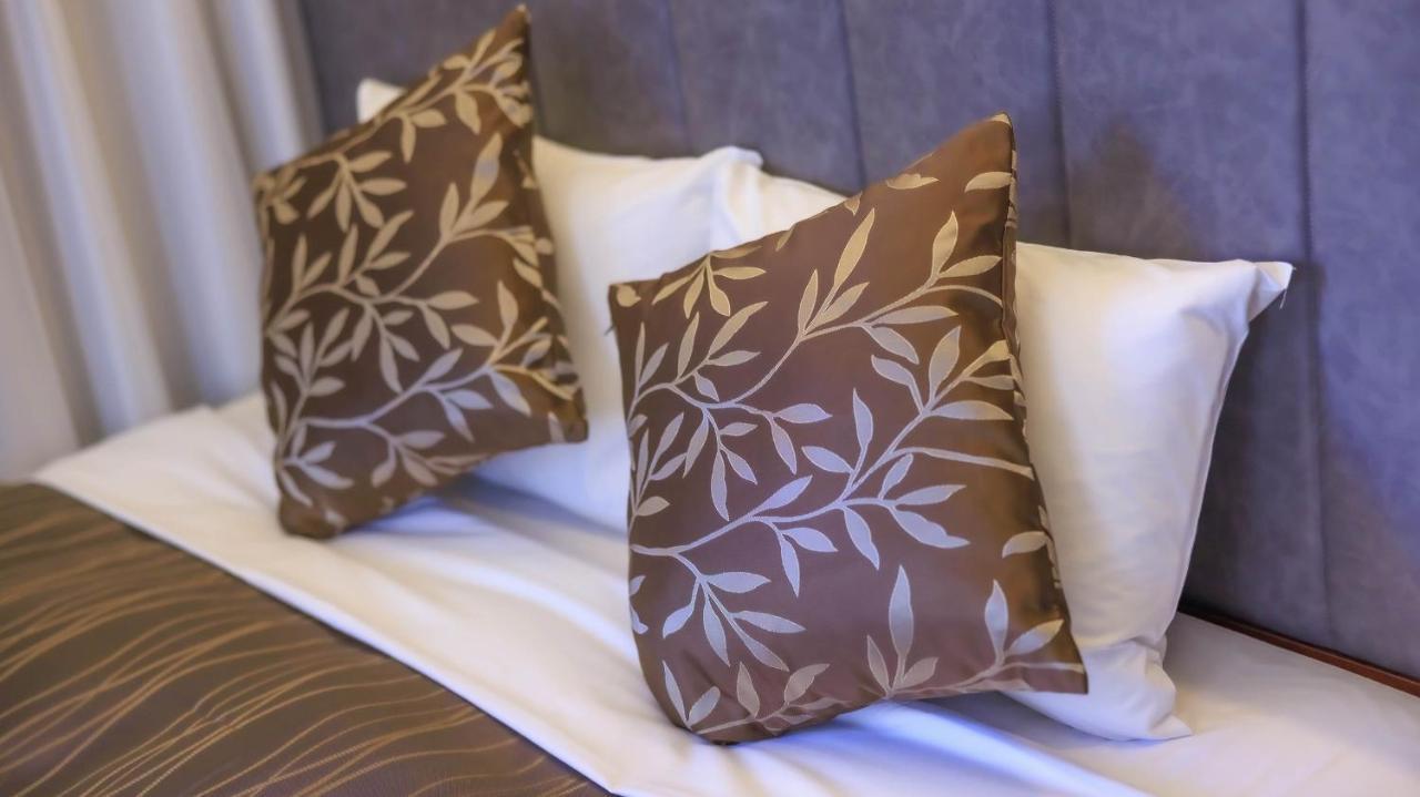 เพลซ โฮเต็ล แอสคอต Hotel คุมาโมโตะ ภายนอก รูปภาพ